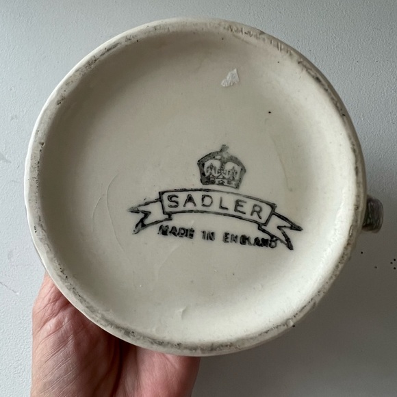 Vintage Sadler English China | The Old Mill Cream Pitcher | Vibrant - Picture 6 of 8